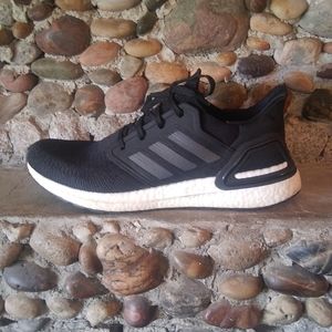 Adidas UltraBoost 20
